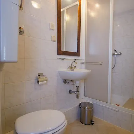 بيت ضيافة Livia 3*