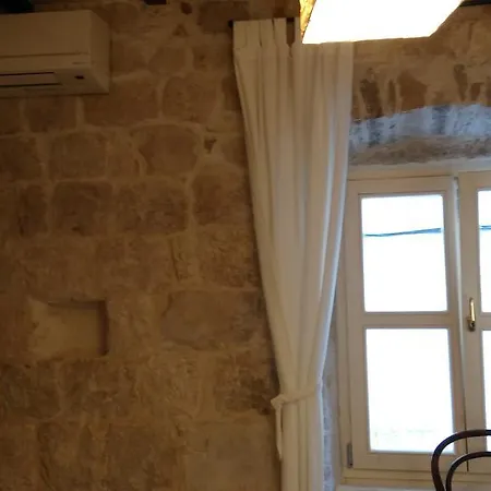 Livia Trogir
